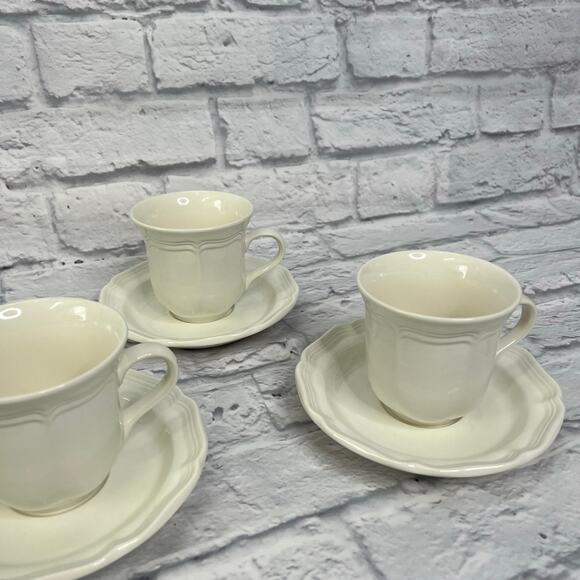 Mikasa French Countryside Cup and Saucer Set of 4 White F9000 - Picture 3 of 5